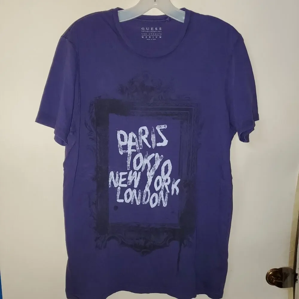 Guess Men's V-Neck T-shirt New York Paris London purple size Medium - Picture 3 of 7